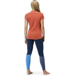Norrona Camiseta Mujer - Falketind Equaliser Merino - Peach Amber/Orange Alert -Norrona norrona falketind equaliser merino t shirt women peach amber orange alert 4 1253643