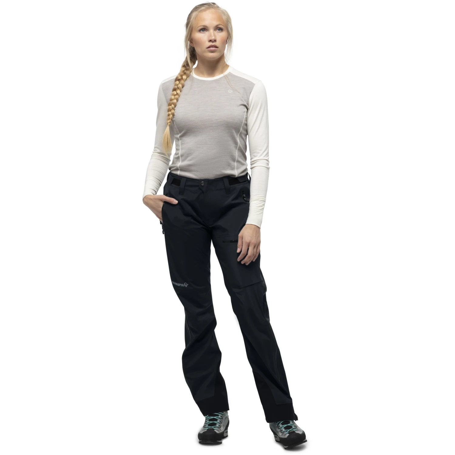 Norrona Pantalones Mujer - Falketind Gore-Tex - Caviar 3 Norrona Pantalones Mujer - Falketind Gore-Tex - Caviar - Imagen 3