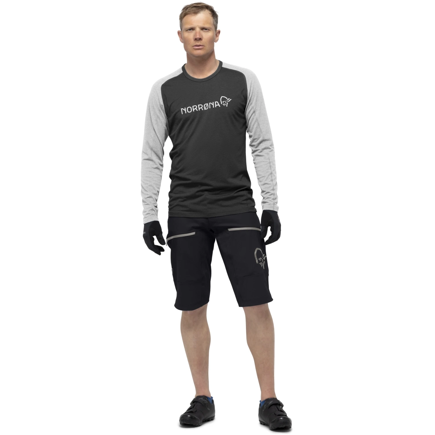 Norrona Camiseta De Manga Larga Hombre - Fjørå Equaliser Lightweight - Caviar/Castor Grey 4 Norrona Camiseta De Manga Larga Hombre - Fjørå Equaliser Lightweight - Caviar/Castor Grey - Imagen 4