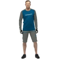 Norrona Camiseta De Manga Larga Hombre - Fjørå Equaliser Lightweight - Mykonos Blue/Castor Grey -Norrona norrona fjora equaliser lightweight long sleeve shirt men mykonos blue castor grey model 1 1399601