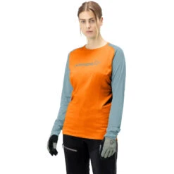 Norrona Camiseta De Manga Larga Mujer - Fjørå Equaliser Lightweight - Orange Popsicle/Tourmaline