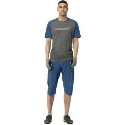 Norrona Camiseta Hombre - Fjørå Equaliser Lightweight - Mykonos Blue/Castor Grey -Norrona norrona fjora equaliser lightweight t shirt men mykonos blue castor grey model 1 1399607
