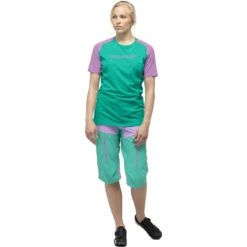 Norrona Camiseta Mujer - Fjørå Equaliser Lightweight - Violet Tuille/Arcadia 8 Norrona Camiseta Mujer - Fjørå Equaliser Lightweight - Violet Tuille/Arcadia -Norrona norrona fjora equaliser lightweight t shirt women violet tulle arcadia 3 903517