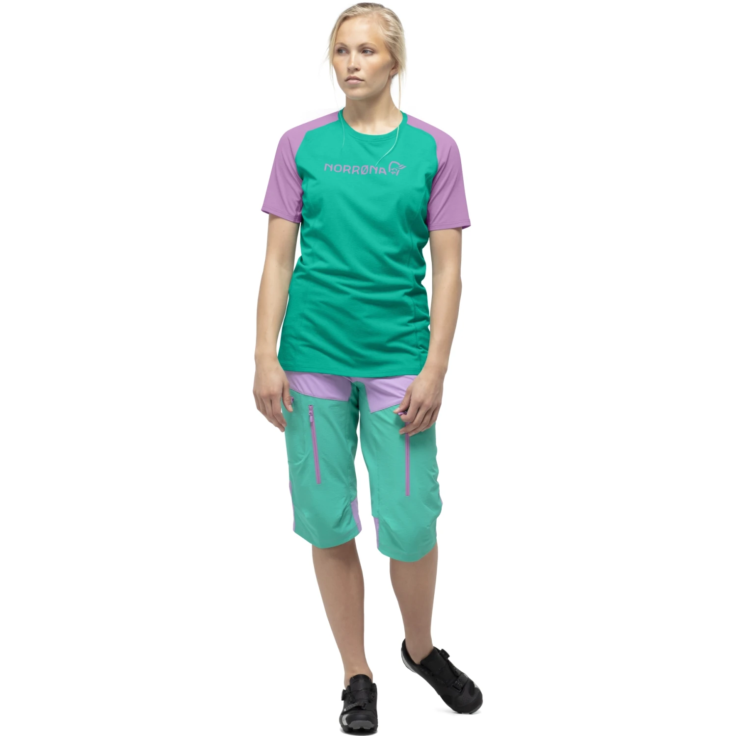 Norrona Camiseta Mujer - Fjørå Equaliser Lightweight - Violet Tuille/Arcadia 4 Norrona Camiseta Mujer - Fjørå Equaliser Lightweight - Violet Tuille/Arcadia - Imagen 4