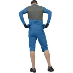 Norrona Pantalones Cortos Hombre - Fjørå Flex1 - Mykonos Blue -Norrona norrona fjora flex1 shorts men mykonos blue model 2 1399709