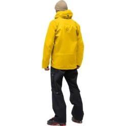Norrona Chaqueta Hombre - Lofoten Gore-Tex Pro - Sulphur 9 Norrona Chaqueta Hombre - Lofoten Gore-Tex Pro - Sulphur -Norrona norrona lofoten gore tex pro jacket men sulphur 5 1517961