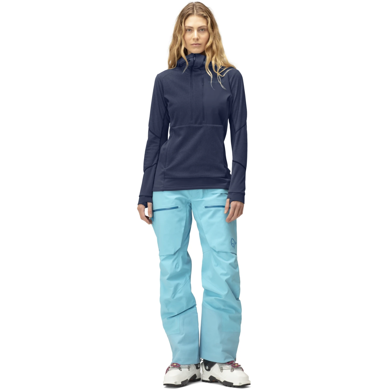 Norrona Lofoten Thermal Pro Hood Jersey Mujer - Indigo Night 4 Norrona Lofoten Thermal Pro Hood Jersey Mujer - Indigo Night - Imagen 4