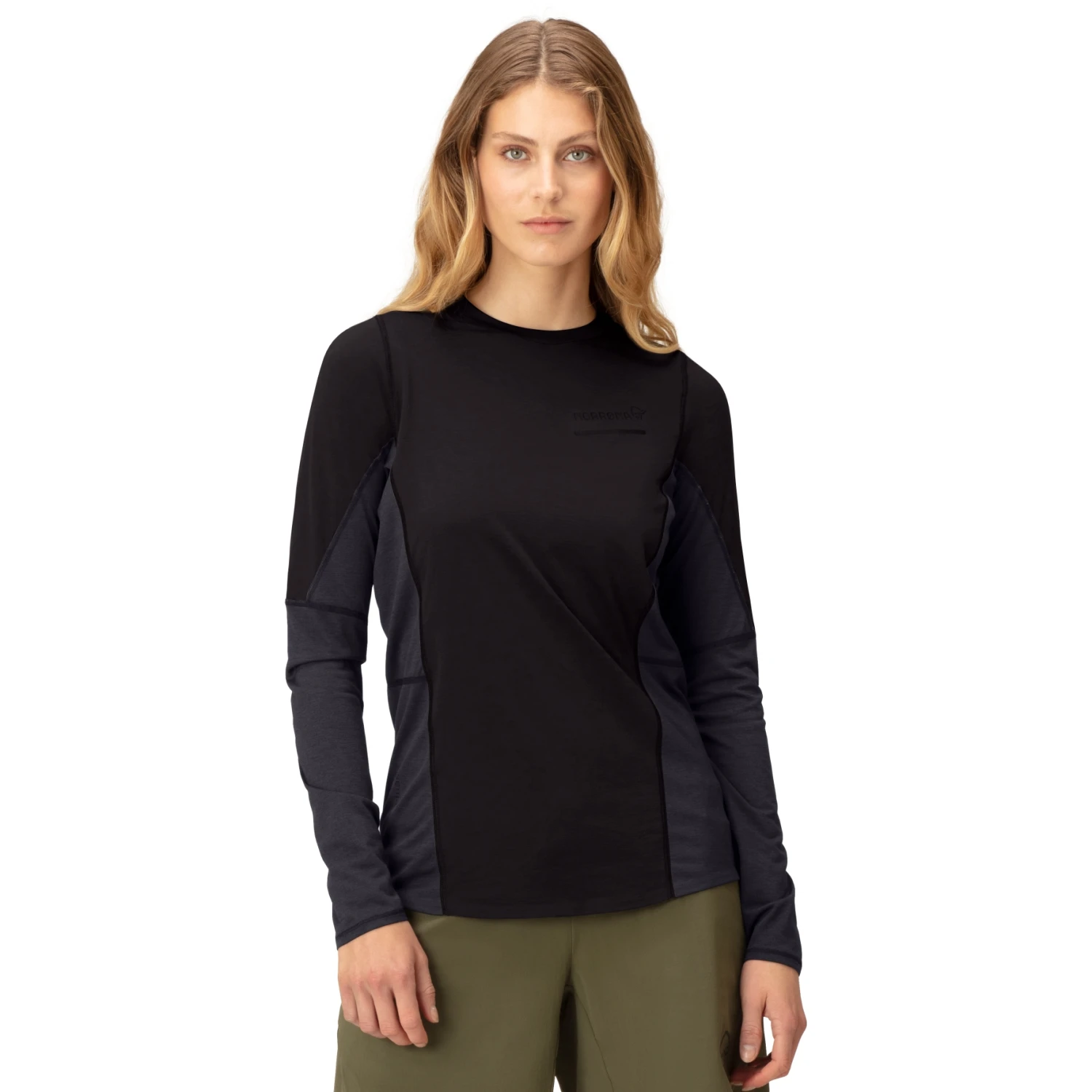 Norrona Camiseta De Manga Larga Mujer - Senja Equaliser Lightweight - Caviar 1 Norrona Camiseta De Manga Larga Mujer - Senja Equaliser Lightweight - Caviar