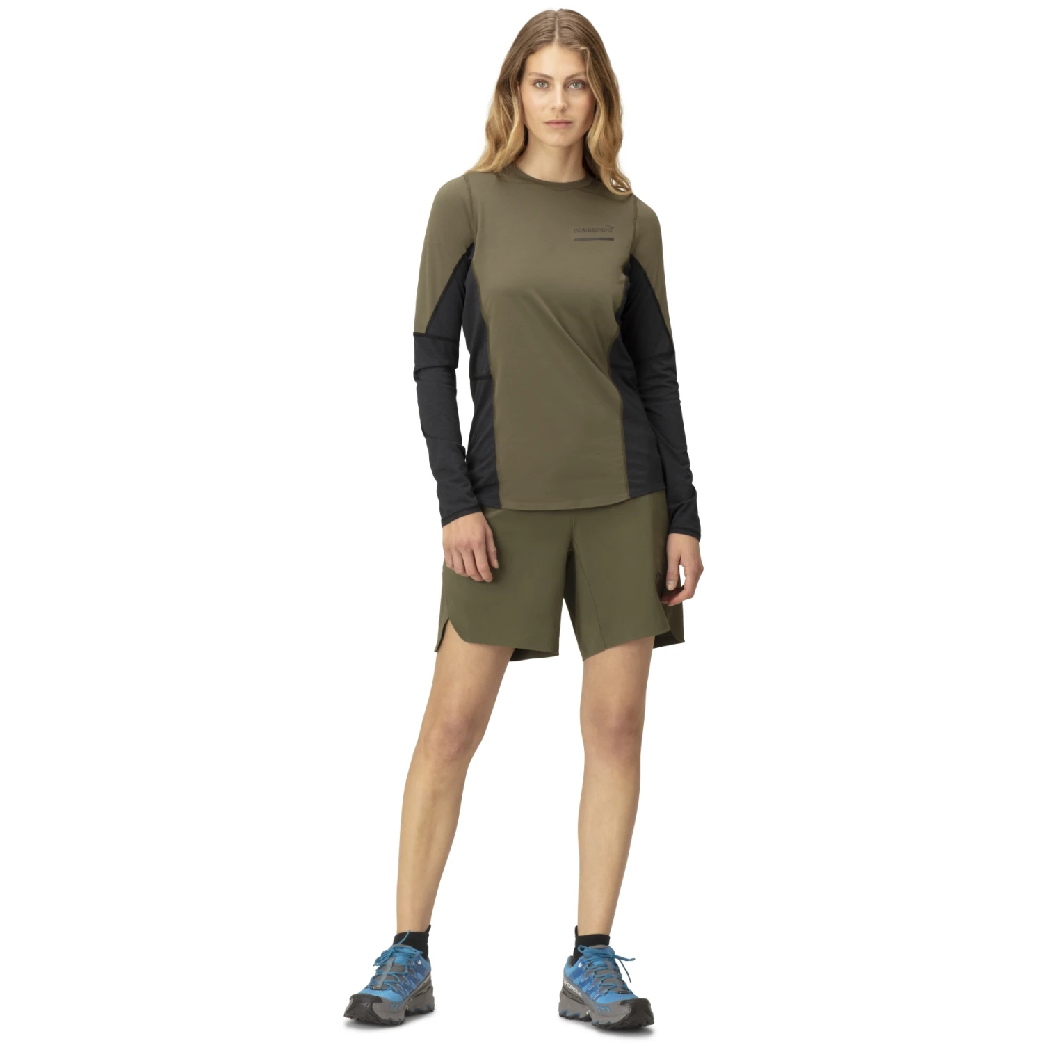 Norrona Camiseta De Manga Larga Mujer - Senja Equaliser Lightweight - Olive Night 4 Norrona Camiseta De Manga Larga Mujer - Senja Equaliser Lightweight - Olive Night - Imagen 4