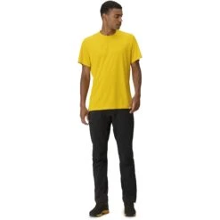Norrona Camiseta Hombre - Tech - Sulphur -Norrona norrona tech t shirt men sulphur model 1 1400206