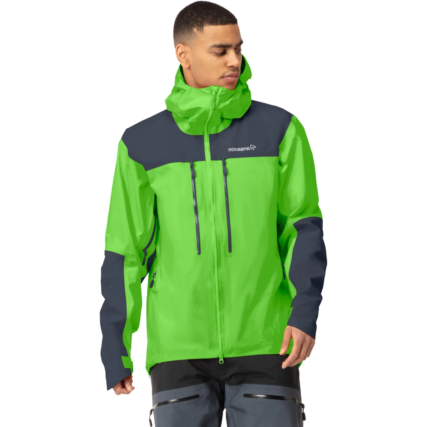 Norrona Chaqueta Hombre - Trollveggen Gore-Tex Pro Light - Classic Green/Cool Black 1 Norrona Chaqueta Hombre - Trollveggen Gore-Tex Pro Light - Classic Green/Cool Black