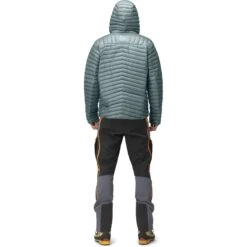 Norrona Plumífero Chaqueta Hombre - Trollveggen Superlight Down850 Hood - North Atlantic/Sulphur Spring -Norrona norrona trollveggen superlight down850 hood jacket men north atlantic sulphur spring 4 1258410
